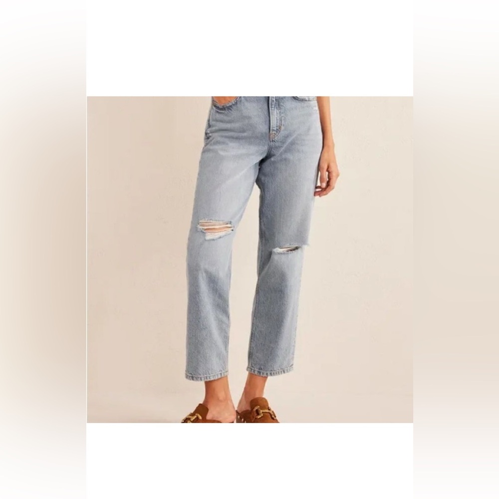 Boden | Mid Rise Loose Jeans | Light Blue Straight Leg Jeans
